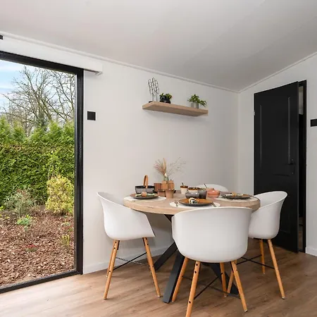 Stijlvol, Rustig Midden In De Veluwse Met Weidezicht אפ