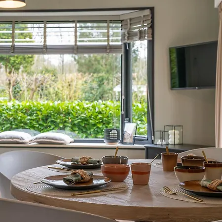 Chique Met Zicht Over De Weilanden Op De Veluwe