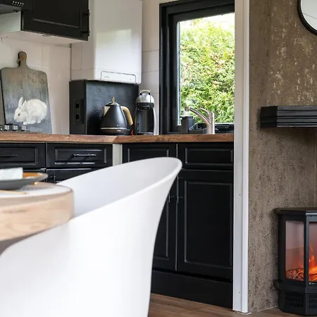 בקתה Stijlvol, Rustig Midden In De Veluwse Met Weidezicht אפ