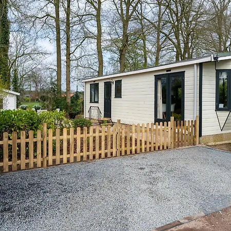 Chalet Chique Met Zicht Over De Weilanden Op De Veluwe *