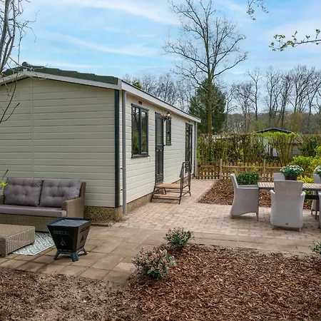 Chalet Chique Met Zicht Over De Weilanden Op De Veluwe Epe
