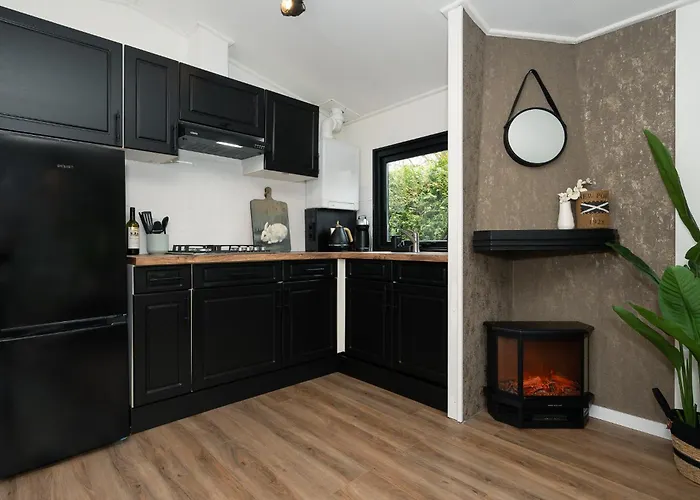 Dağ evi Stijlvol, Rustig Midden In De Veluwse Met Weidezicht