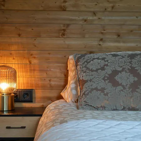 Stijlvol, Rustig Midden In De Veluwse Met Weidezicht Alpstuga *