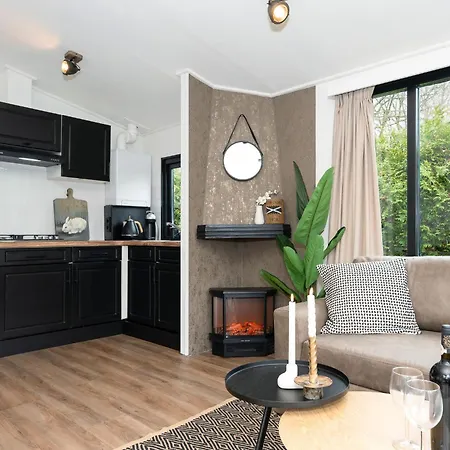 Alpstuga Stijlvol, Rustig Midden In De Veluwse Met Weidezicht Epe