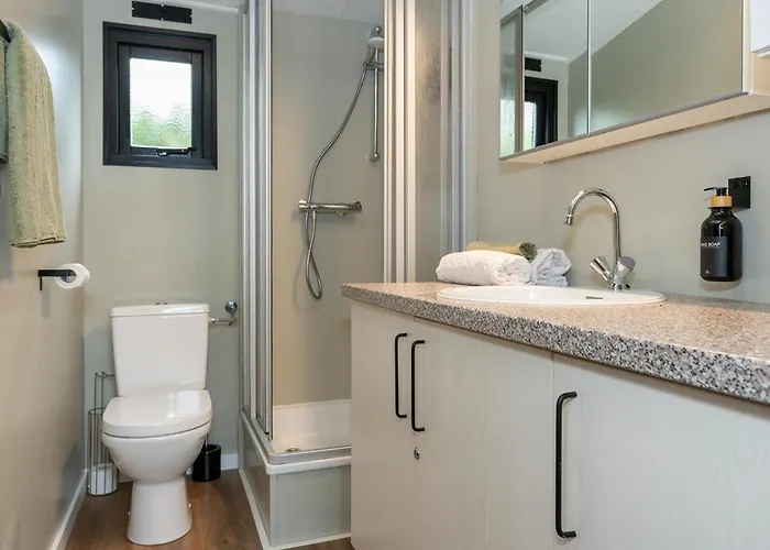 Stijlvol, Rustig Midden In De Veluwse Met Weidezicht Alpstuga *