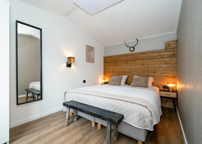 Stijlvol, Rustig Midden In De Veluwse Met Weidezicht Alpstuga *