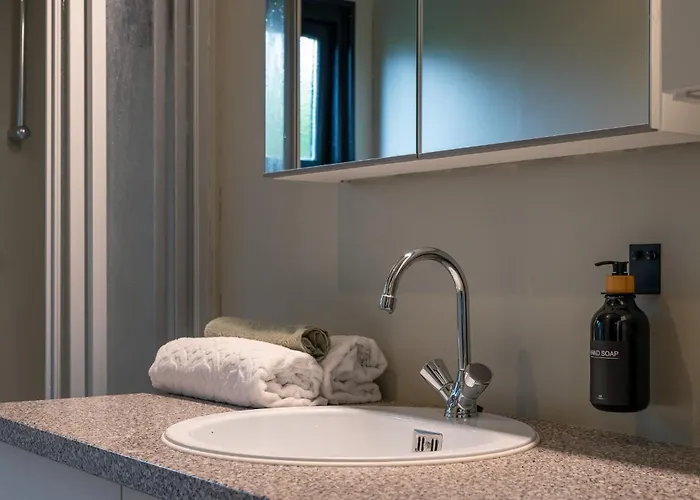 Stijlvol, Rustig Midden In De Veluwse Met Weidezicht Alpstuga